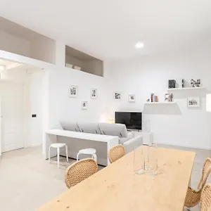 Appartamento Sant Ambroeus Garden, Milano